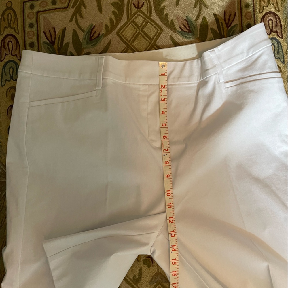NWT Lane Bryant High Rise Bermuda Short, 18 - Picture 5 of 9